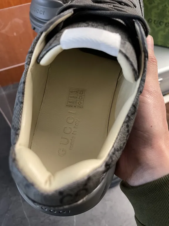 Gucci Shoe 